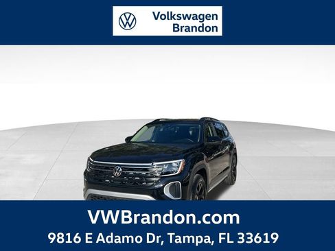 New 2026 Volkswagen Atlas Peak Edition AWD/4WD image 1