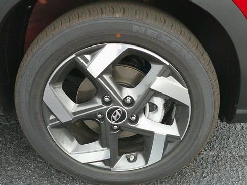 New 2026 Hyundai Venue SEL FWD image 22