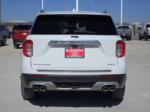 Certified 2023 Ford Explorer Platinum w/ Technology Package image 6