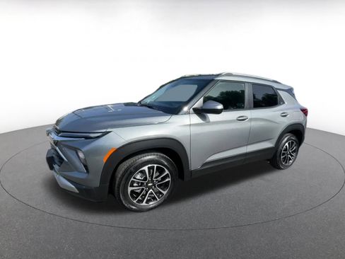 Used 2025 Chevrolet TrailBlazer LT image 8