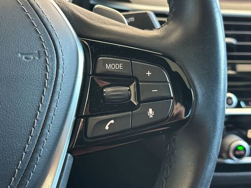 Used 2019 BMW 530i w/ Luxury Package RWD image 27