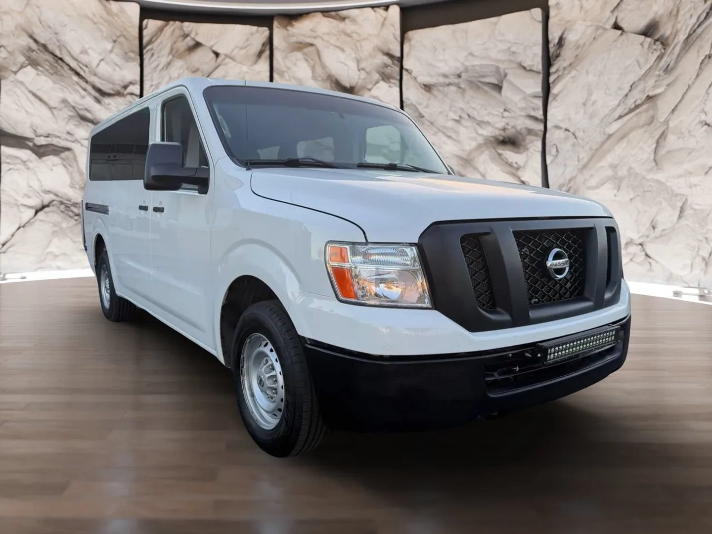 Used 2019 Nissan NV 3500 S RWD image 3