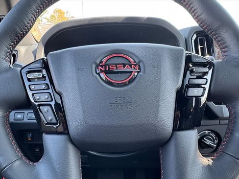 Certified 2025 Nissan Frontier PRO-4X w/ Pro Premium Package image 16