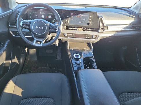 Used 2023 Kia Sportage LX image 18