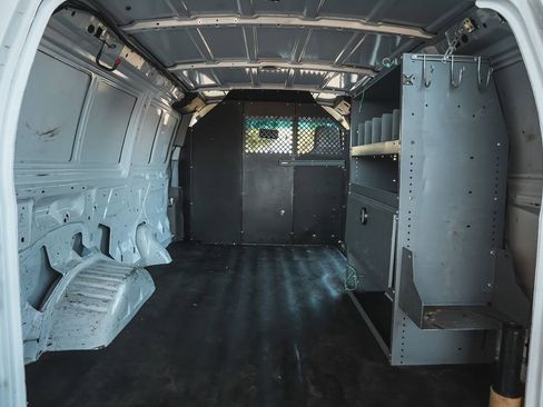 Used 2013 Ford E-150 and Econoline 150 w/ PWR Group image 12