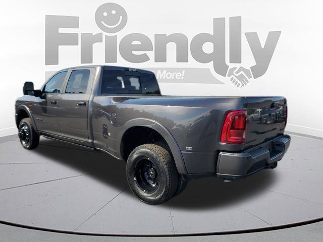 Used 2026 RAM 3500 Limited AWD/4WD image 3