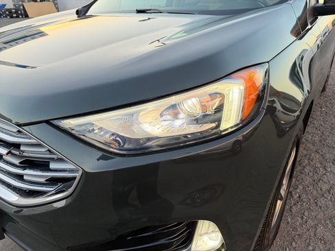 Used 2022 Ford Edge SEL w/ Convenience Package AWD/4WD image 9
