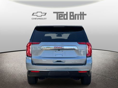 Certified 2023 GMC Yukon XL SLT w/ SLT Premium Package AWD/4WD image 5