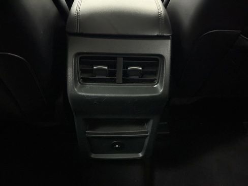 Used 2024 Ford Edge SEL image 30