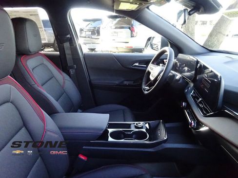 New 2026 Chevrolet Equinox RS image 16