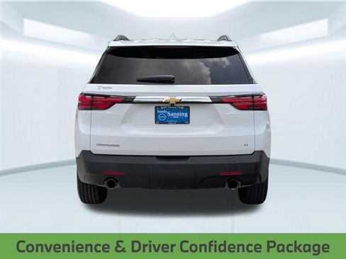 Used 2023 Chevrolet Traverse LT FWD image 6