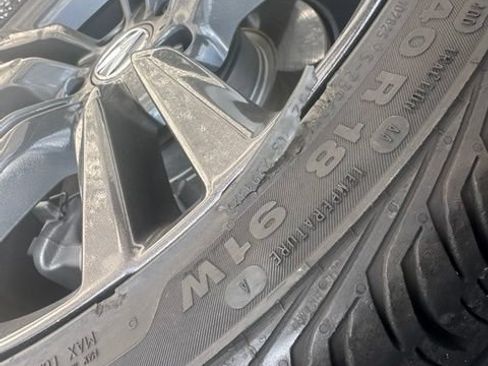 Used 2024 Acura Integra A-Spec FWD image 3