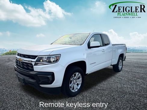 Used 2022 Chevrolet Colorado LT w/ Fleet Safety Package AWD/4WD image 2