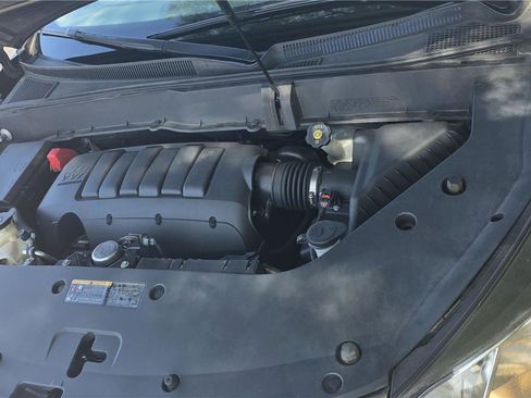 Used 2015 Chevrolet Traverse LS FWD image 21