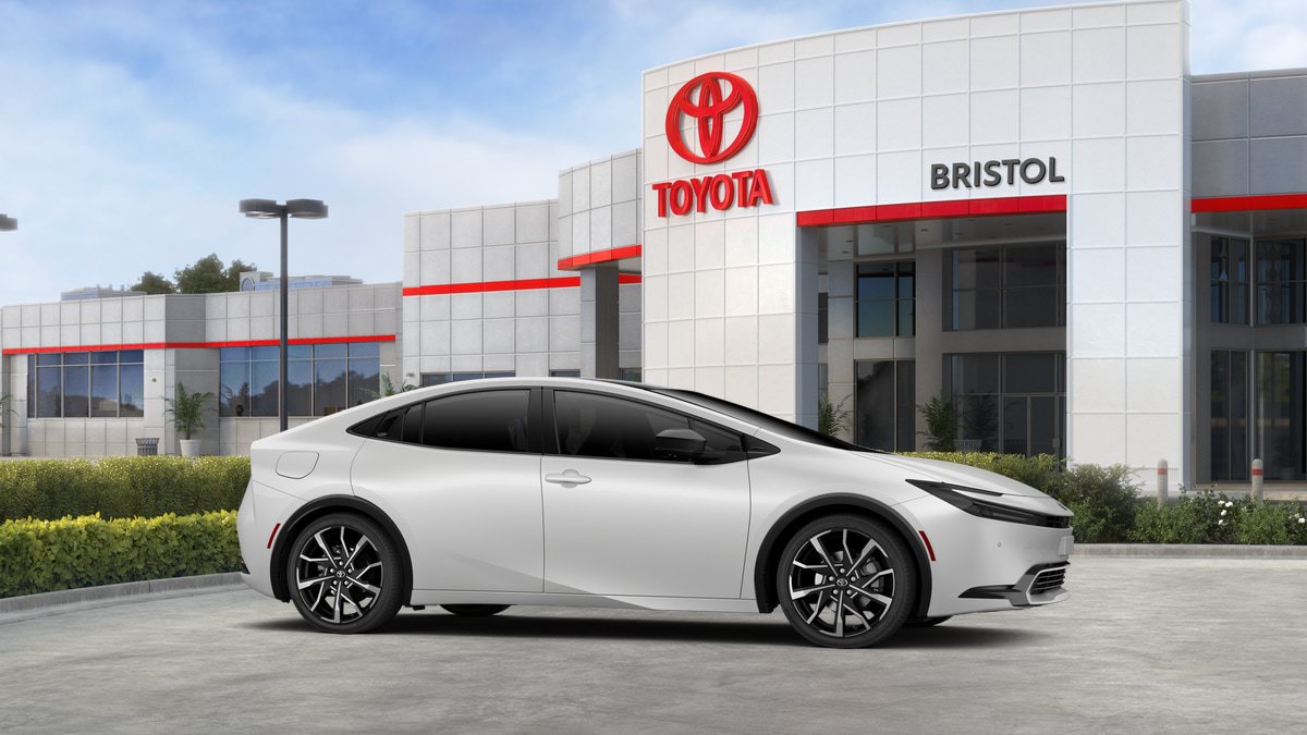 New 2027 Toyota Prius Plug-In Hybrid w/ Limited Premium Package FWD image 13