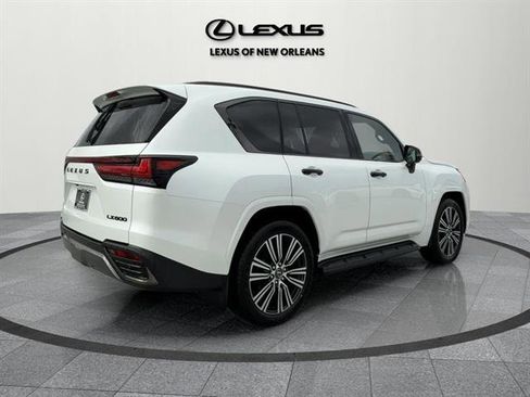 New 2025 Lexus LX 600 4WD w/ Luxury Package image 7