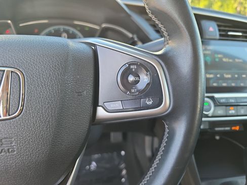 Used 2019 Honda Civic EX-L image 23