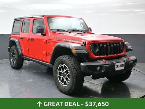 Used 2024 Jeep Wrangler Unlimited Rubicon AWD/4WD image 7