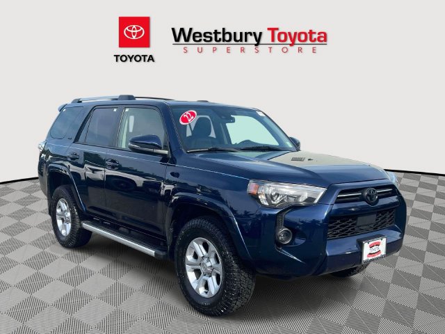 Used 2022 Toyota 4Runner SR5 Premium w/ Moonroof Package AWD/4WD image 1