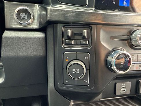 Used 2025 Ford F350 Lariat w/ Camper Package image 26