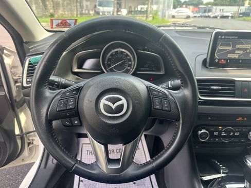 Used 2016 MAZDA MAZDA3 i Grand Touring FWD image 18