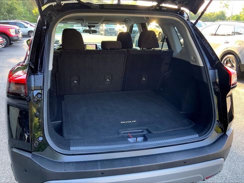 Used 2023 Nissan Rogue S FWD image 35
