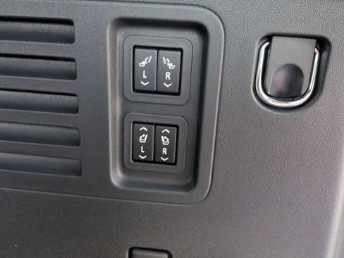 New 2026 Buick Enclave Preferred w/ Power Package AWD/4WD image 24
