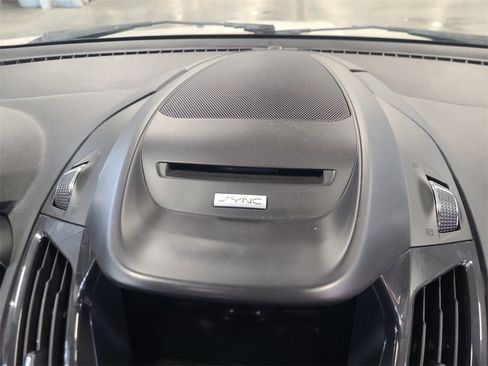 Used 2016 Ford Escape Titanium image 20