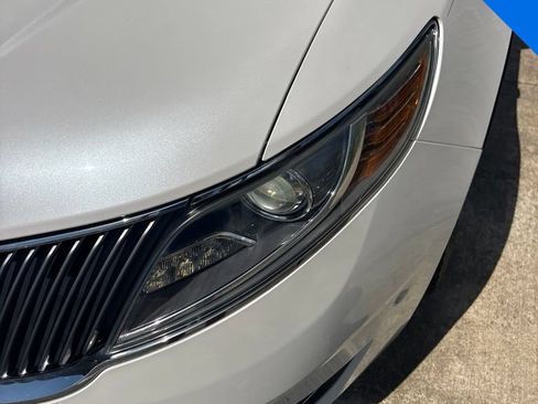 Used 2015 Lincoln MKS w/ Equipment Group 101A FWD image 7