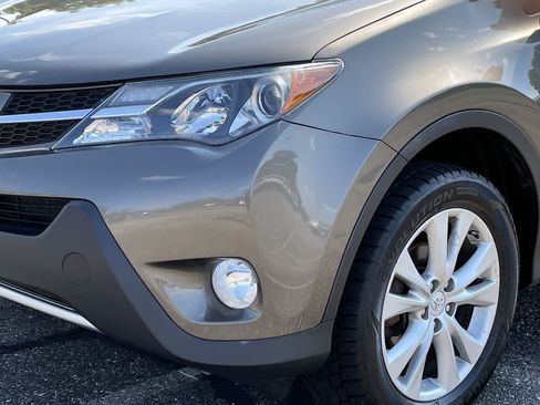 Used 2014 Toyota RAV4 Limited w/ Technology Package AWD/4WD image 36