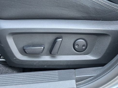 Used 2023 Nissan Rogue SV image 20