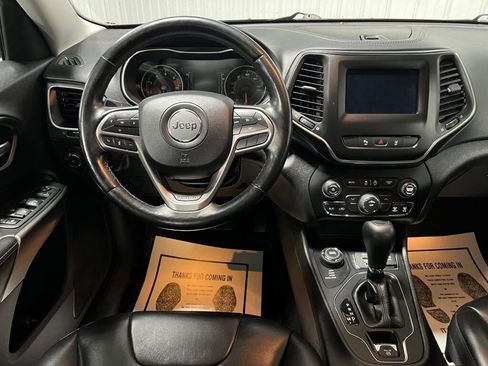 Used 2021 Jeep Cherokee Latitude Plus image 4