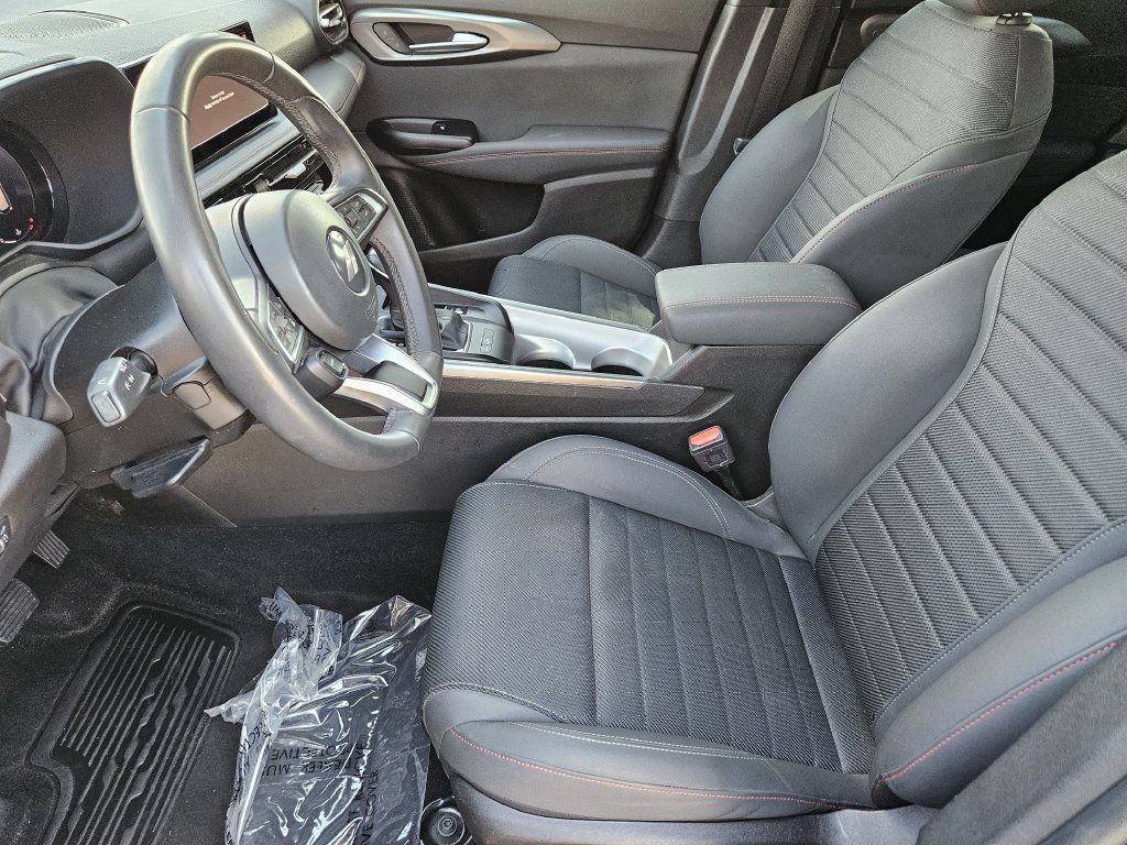 Used 2024 Dodge Hornet GT AWD/4WD image 12