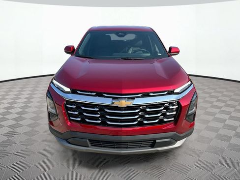 Used 2026 Chevrolet Equinox LT w/ Convenience Package II FWD image 2