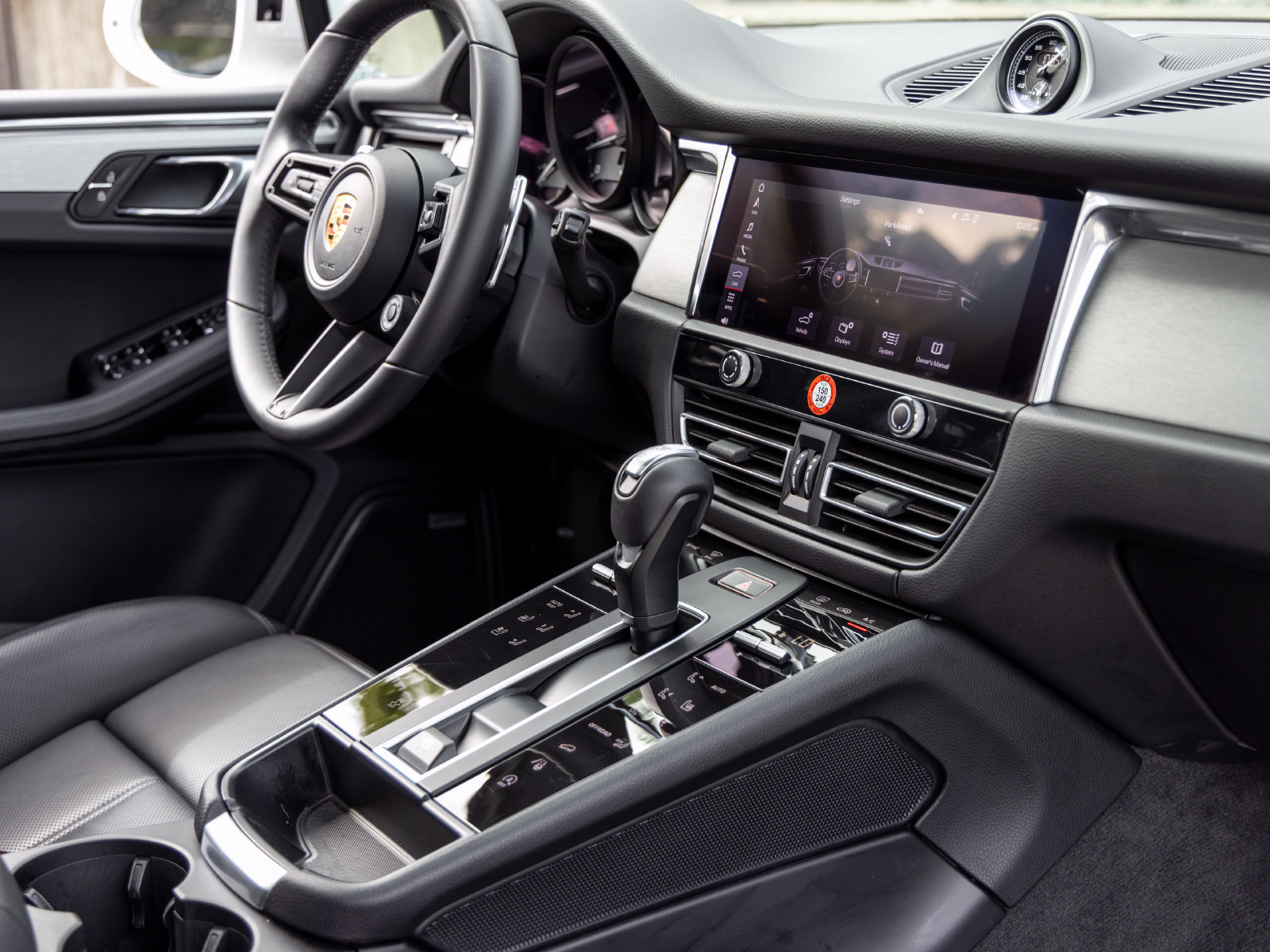 Used 2026 Porsche Macan AWD/4WD image 63