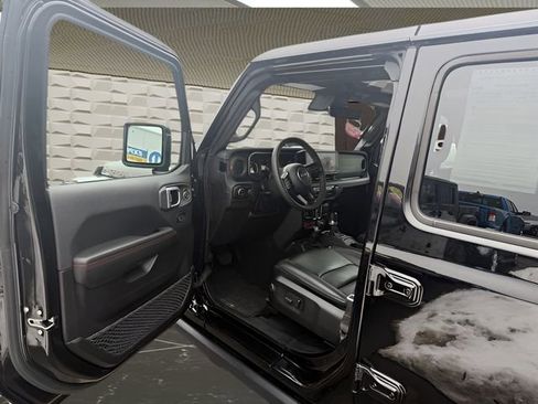 Certified 2024 Jeep Gladiator Rubicon image 33