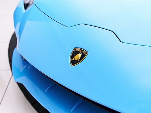 Used 2023 Lamborghini Huracan EVO image 27