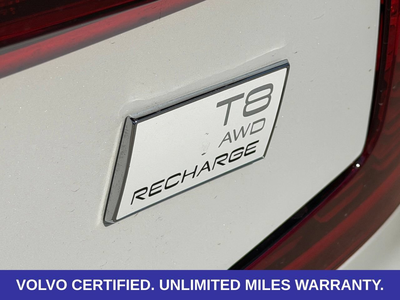 Certified 2024 Volvo S60 T8 Plus w/ Climate Package AWD/4WD image 12