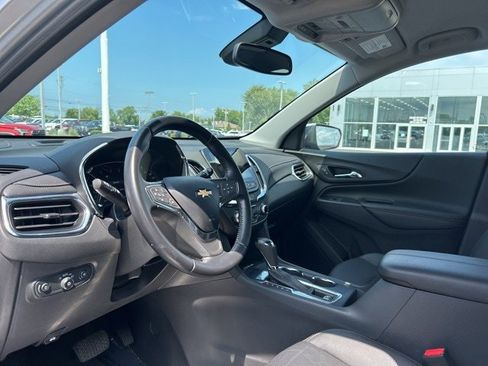 Used 2021 Chevrolet Equinox Premier image 16