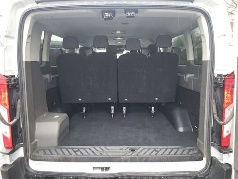 Used 2023 Ford Transit 350 XLT image 5