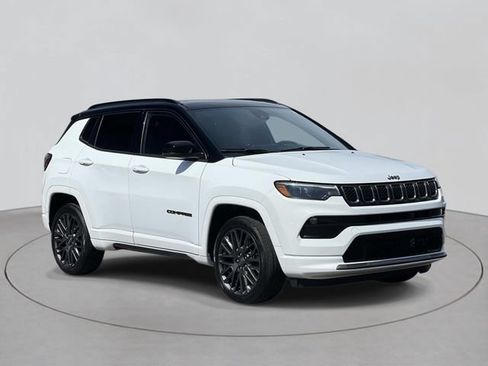 Used 2023 Jeep Compass High Altitude AWD/4WD image 6