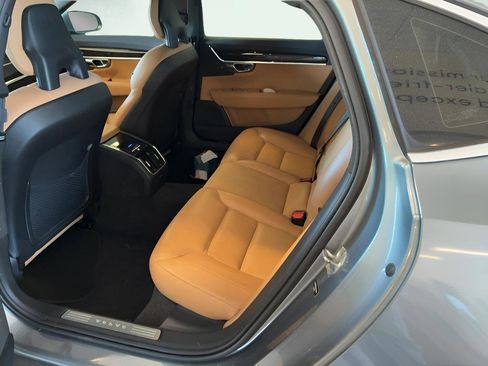 Used 2018 Volvo S90 T5 Momentum w/ Convenience Package image 7