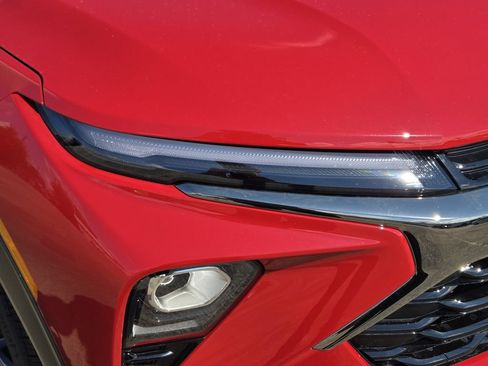 New 2026 Chevrolet TrailBlazer RS w/ Convenience Package FWD image 9