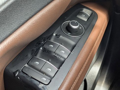 Used 2019 Alfa Romeo Stelvio Ti Sport w/ Quick Order Package 22S Sport AWD/4WD image 30