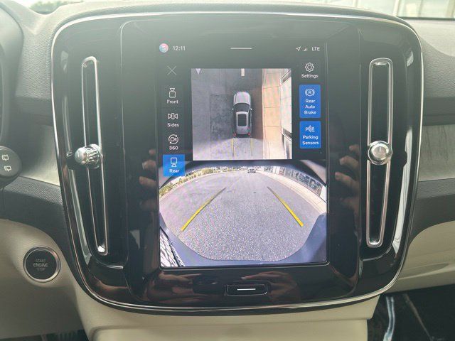 Used 2024 Volvo XC40 B5 Plus w/ Climate Package AWD/4WD image 25