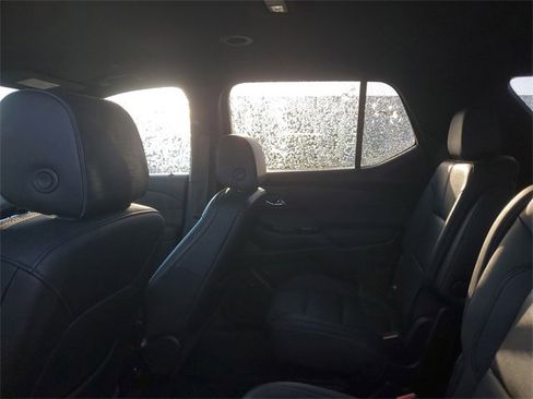Certified 2023 Chevrolet Traverse RS image 9