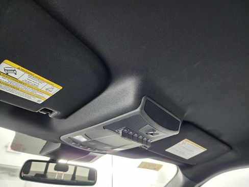 Used 2022 Ford F250 Lariat w/ Tremor Off-Road Package image 13