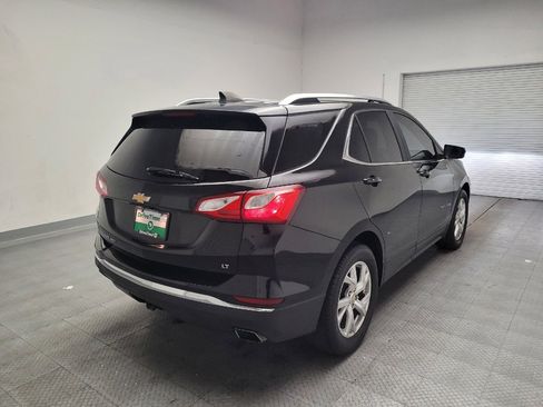 Used 2018 Chevrolet Equinox LT FWD image 9