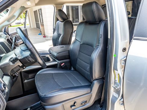 Used 2018 RAM 2500 Lone Star w/ Sport Appearance Group AWD/4WD image 28