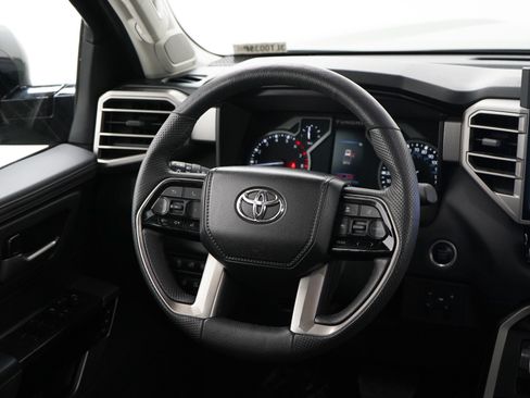 Used 2023 Toyota Tundra Limited AWD/4WD image 14